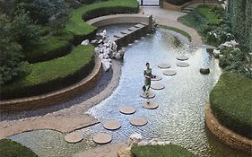 Shangri-La Dalian